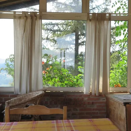 Casa Fernanda Montecalvo Versiggia