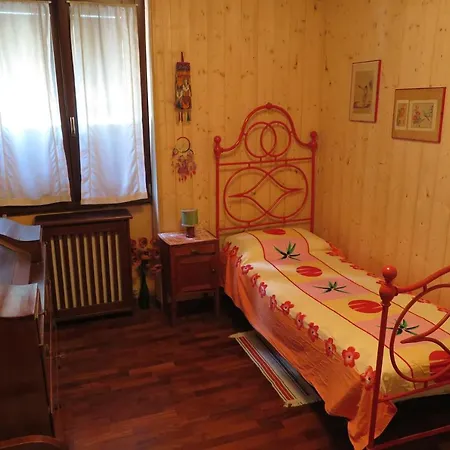 Casa Fernanda Villa Montecalvo Versiggia